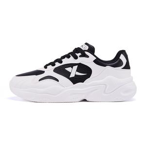 Кроссовки мужские низкие белые/черные Xtep