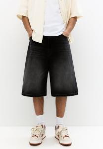 Джинсовые шорты SKATER BERMUDA PULL&BEAR, черный