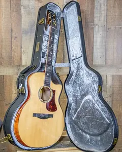 Eastman AC622CE Grand Auditorium с подлокотником, в комплекте жесткий кейс