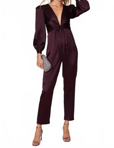 Комбинезон с глубоким V-образным вырезом и рукавами-фонариками с перекрученной передней частью в сливовом цвете Mac Duggal, Plum