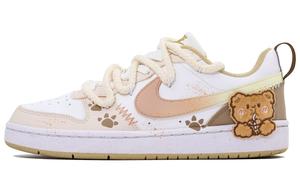 Court Borough Lucky Bear нескользящие устойчивые к истиранию низкие детские скейтбординг кроссовки beige для подростков Nike, бежевый