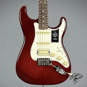 Fender Player II Stratocaster HSS 2024 - Прозрачный вишневый градиент