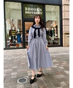 Хлопковое полосатое платье-рубашка в горошек с поясом