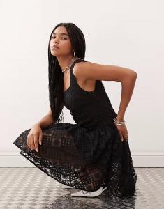 Amy Lynn крючком платье-мини фигуристка черного цвета