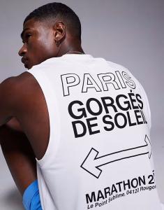 4505 - Быстросохнущая майка для бега из трикотажного полотна белого цвета с графическим принтом на спине