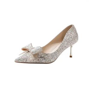 Тонкие каблуки на шпильке 8 см Xingdiman, шампань