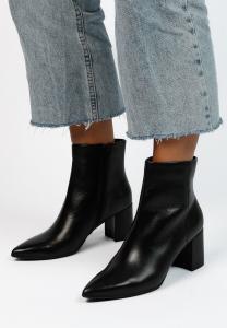 Ботильоны MIT ABSATZ Manfield, цвет schwarz