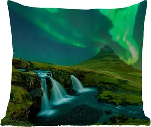 Подушка для улицы Северное сияние Водопад Горы Исландия - 45 x 45 см - водонепроницаемая - подушка для отдыха - фотоподушка - декоративная подушка MuchoWow