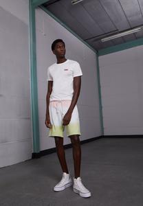 Базовая футболка Crewneck Graphic 2 Pack Levi's, цвет white/caviar