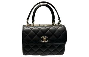 Кожаный клатч с золотистой металлической застёжкой, миниатюрная женская сумка через плечо, на пояс, чёрный CHANEL