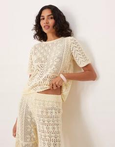 Трикотажная футболка цвета кремовый Asos Design