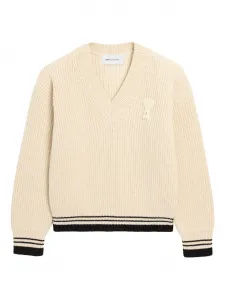 Свитер в рубчик с v-образным вырезом AMI Paris, бежевый
