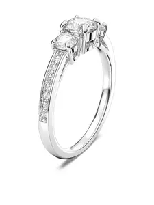 Кольцо с тремя камнями в оправе паве Swarovski, серый