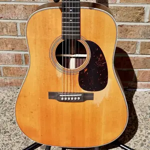 Martin D-28 StreetLegend