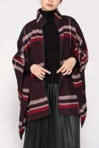 Пончо в клетку «тартан»