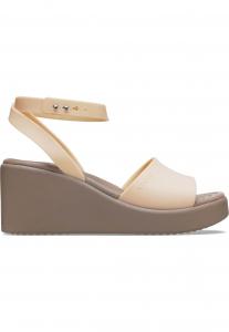 Сандалии на платформе BROOKLYN Crocs, цвет shitake