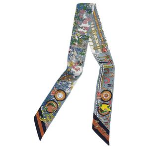 HERMES Шёлковый шарф, Blueberry Rose