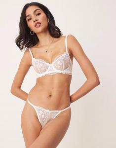 Трусики-стринги Kat The Label Sofia белого цвета