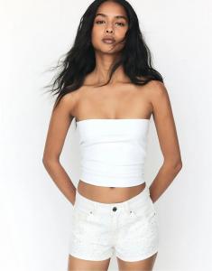 Джинсовые шорты Pull&Bear со стразами белого цвета