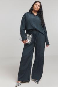 Широкие брюки из текстурированного атласа Simply Be, синий