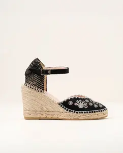 Женские эспадрильи на танкетке из состаренного льна с кружевными деталями Macarena, черный