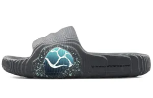 Тапочки-слайды ADILETTE 22 EVA унисекс темно-серые Adidas Originals, Dark Gray