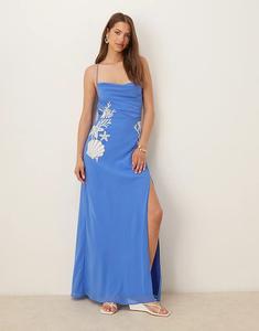 Платье макси Hope & Ivy с перекрещивающимися бретелями на спине синего цвета