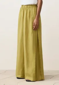 Брюки из 100% льна с широкими штанинами и боковыми складками. Oysho, Neon Green