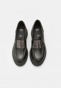 Ботинки Bata, черный