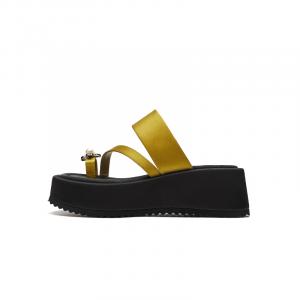 Женские тапочки-слайды из ЭВА, устойчивые к истиранию ST&SAT, Black