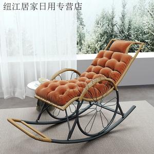 Fantasy Кресло-качалка из ротанга, модель car wheel, цвет gold + brown cotton cushion, стиль wheeled style round line
