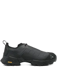 Текстурированные низкие кроссовки ROA, черный