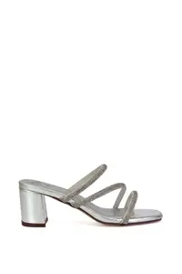Туфли "Mckenna" на высоком каблуке с квадратным носком и ремешками со стразами XY London, цвет metallic silver