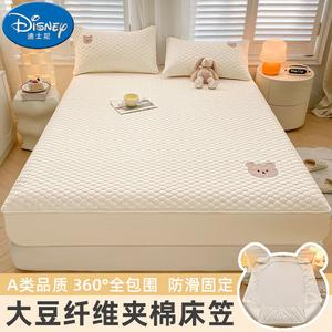 Disney Простыня на резинке 180х220 см, стеганая, водонепроницаемая, с защитой от пыли, цвет Xiongxiong - Cloud White