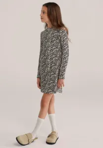 Трикотажное платье We Fashion, All Over Print