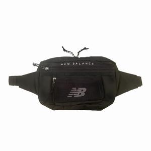 Футболка Фанни Пак Обычная Унисекс Черный New Balance