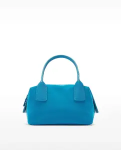 Сумка-тоут на плечо с молнией, гладкая Parfois, синий