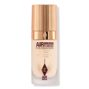 Безупречная тональная основа, нанесенная аэрографом Charlotte Tilbury, 1 Neutral (fair with neutral undertones)