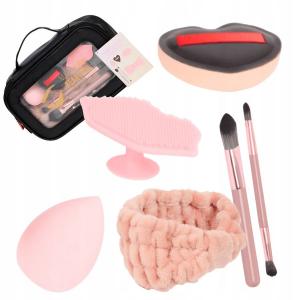 ПОДАРОЧНЫЙ НАБОР НА ЖЕНСКИЙ ДЕНЬ. Косметичка + АКСЕССУАРЫ Inna marka