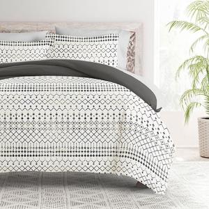 Домашняя коллекция Комплект постельного белья с рисунком Комплект пододеяльников Home Collection, цвет Etched Gate Gray