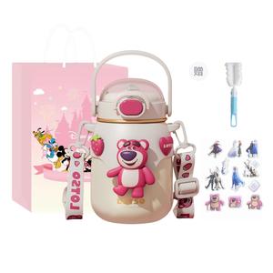 Disney Серия Strawberry изолированные кружки red white 700ml