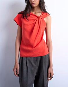 Супермягкий топ из купро с узлом в красном цвете Topshop