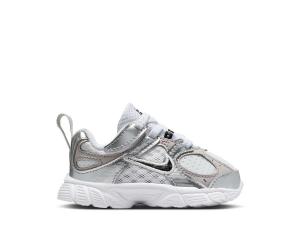 Кроссовки Nike V5 RNR Sneaker - Kids', белый/черный