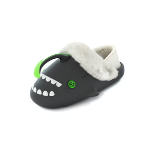 Сандалии Shark Winter Sharkicks Winter Lantern Fish с закрытым носком, унисекс HelloSlippers, Black