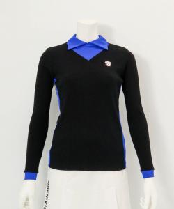 Пуловер в рубчик, подобранный по цвету