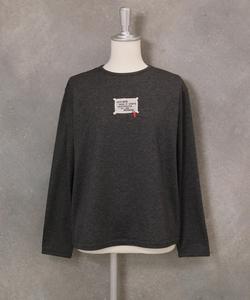 Пуловер с нашивкой спереди