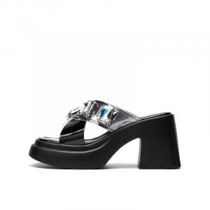 Шлепанцы и сланцы DAPHNE Slide Slippers Women's