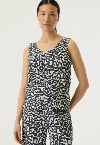 Вершина Garcia, Summer