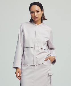 Укороченная теплая атласная рубашка, которую можно стирать.