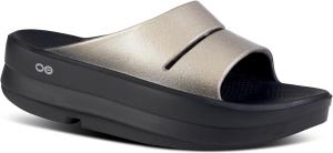 Сандалии OOmega OOahh Luxe Slide OOFOS, цвет Latte